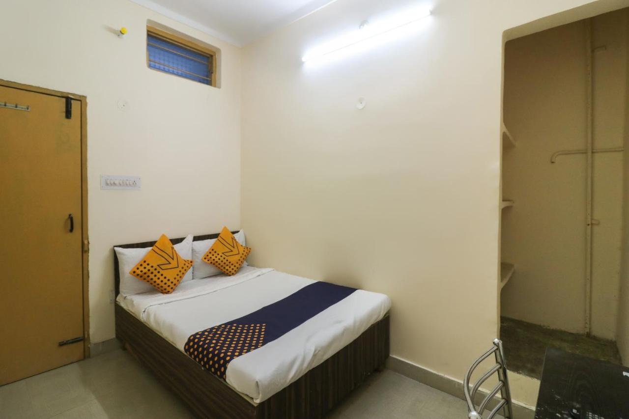 Spot On Negi Home Stay Dehradun Zewnętrze zdjęcie